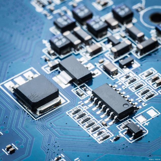 水流量霍爾磁阻開(kāi)關(guān)傳感器抗環(huán)境干擾的集成電路設(shè)計(jì)策略